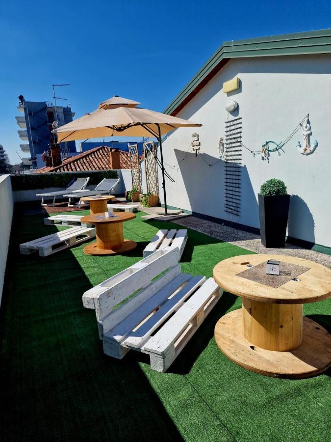 Hotel Orchidea リニャーノ・サッビアドーロ エクステリア 写真